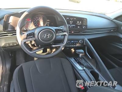 2023 Hyundai Elantra SEL - zdjęcie 14 z 21 - miniatura