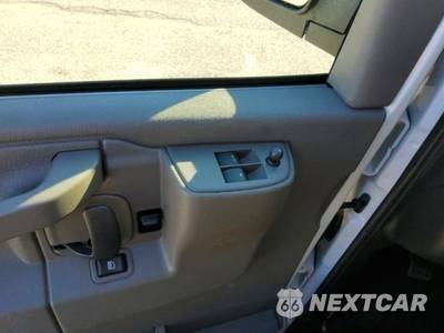 2025 Chevrolet Express 3500 Passenger Van LT 1LT 155.1" WB - zdjęcie 11 z 26 - miniatura