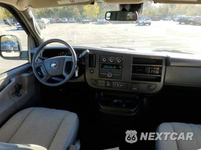 2025 Chevrolet Express 3500 Passenger Van LT 1LT 155.1" WB - zdjęcie 10 z 26 - miniatura
