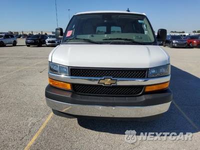 2025 Chevrolet Express 3500 Passenger Van LT 1LT 155.1" WB - zdjęcie 2 z 30 - miniatura