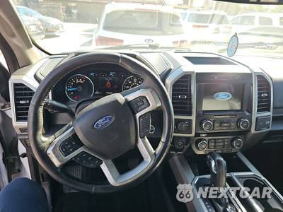 2017 Ford F-150 Lariat Crew Cab Short Bed - zdjęcie 10 z 23 - miniatura
