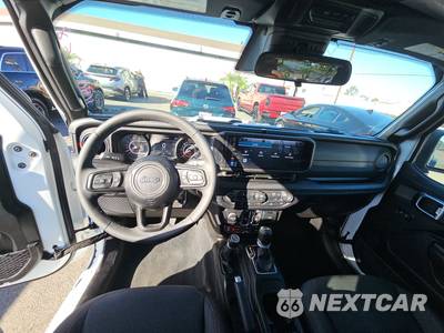 2026 Jeep Wrangler 4 Door Rubicon - zdjęcie 11 z 25 - miniatura