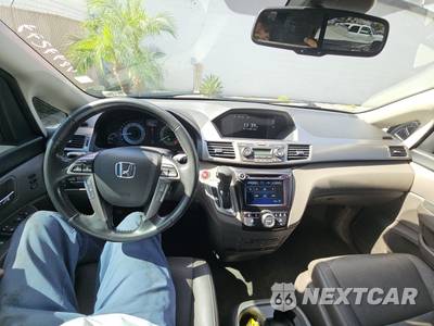 2016 Honda Odyssey Touring 118.1" WB - zdjęcie 11 z 29 - miniatura