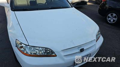 2000 Honda Accord Sedan EX w/Leather - zdjęcie 28 z 32 - miniatura
