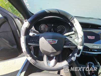 2022 Cadillac XT4 Premium Luxury 1SE - zdjęcie 10 z 25 - miniatura