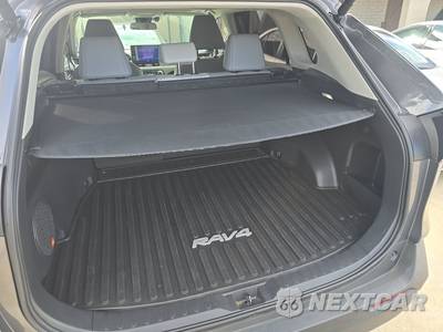 2024 Toyota RAV4 XLE Premium - zdjęcie 16 z 23 - miniatura