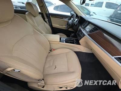 2015 Hyundai Genesis 3.8 Sedan - zdjęcie 14 z 35 - miniatura