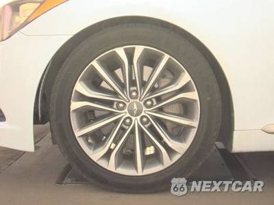 2015 Hyundai Genesis 3.8 Sedan - zdjęcie 9 z 35 - miniatura