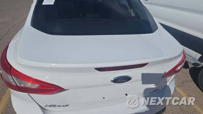 2014 Ford Focus SE Sedan - zdjęcie 27 z 28 - miniatura