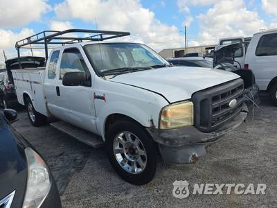 2005 Ford Super Duty F-350 Cab Chassis XL Extended Cab w/Rear Doors - zdjęcie 3 z 40 - miniatura