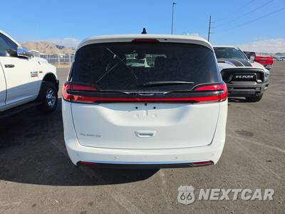 2027 Chrysler Pacifica Select 121.6" WB - zdjęcie 5 z 31 - miniatura