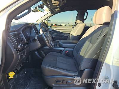 2023 Nissan TITAN SV Crew Cab Short Bed - zdjęcie 7 z 29 - miniatura