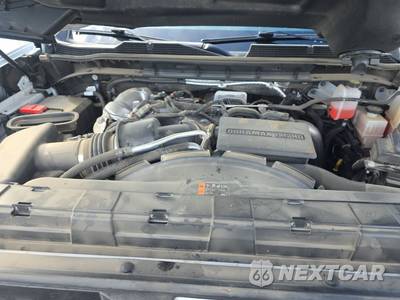 2025 Chevrolet Silverado 2500HD LT Crew Cab Long Bed 1LT - zdjęcie 15 z 26 - miniatura