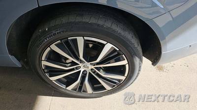 2024 Volvo XC60 B5 Plus Dark Theme - zdjęcie 22 z 37 - miniatura
