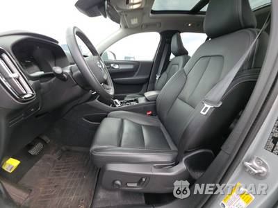 2024 Volvo XC40 B5 Plus Bright Theme - zdjęcie 7 z 46 - miniatura