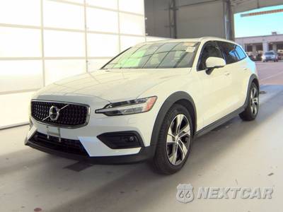 2025 Volvo V60 Cross Country B5 Plus - zdjęcie 1 z 26 - miniatura