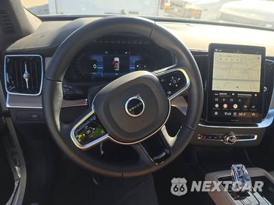 2026 Volvo XC90 B6 Plus 7-Passenger - zdjęcie 10 z 33 - miniatura