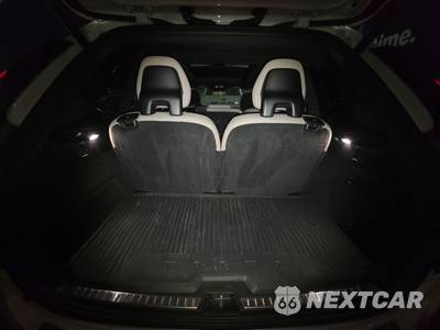 2026 Volvo XC90 B6 Plus 7-Passenger - zdjęcie 17 z 39 - miniatura