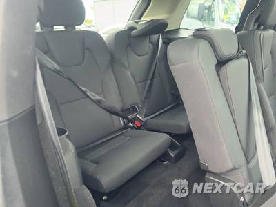 2026 Volvo XC90 B6 Plus 7-Passenger - zdjęcie 14 z 30 - miniatura