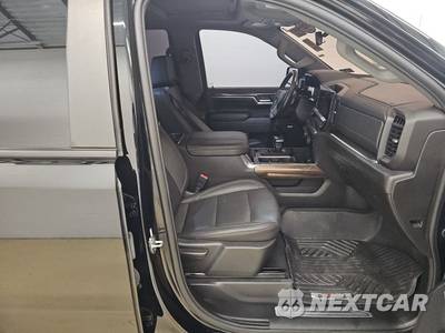 2024 Chevrolet Silverado 1500 RST Crew Cab Short Bed 1SP - zdjęcie 8 z 39 - miniatura