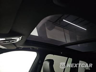 2022 Jeep Grand Cherokee Overland - zdjęcie 20 z 38 - miniatura