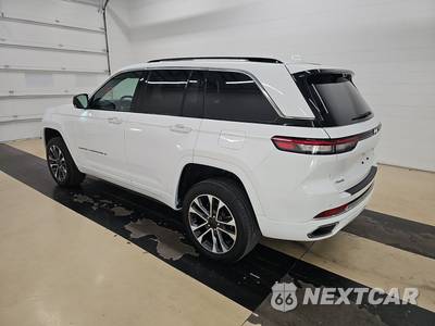 2022 Jeep Grand Cherokee Overland - zdjęcie 6 z 38 - miniatura