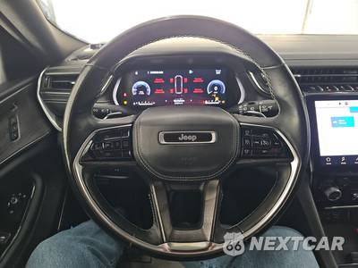2022 Jeep Grand Cherokee Overland - zdjęcie 10 z 38 - miniatura