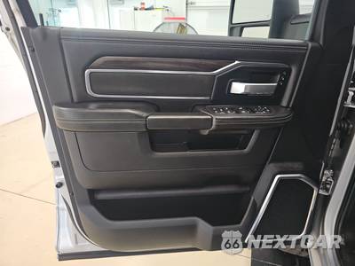 2026 Ram 2500 Laramie Crew Cab Medium Bed - zdjęcie 9 z 27 - miniatura