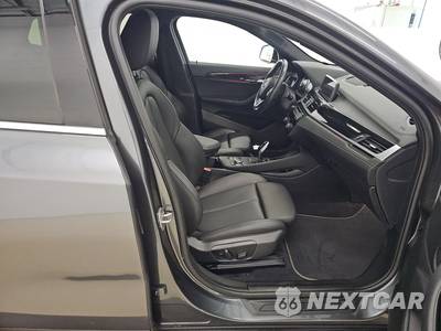 2020 BMW X2 Sports Activity Vehicle xDrive28i - zdjęcie 8 z 22 - miniatura