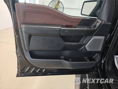 2023 Ford F-150 LARIAT Crew Cab Short Bed - zdjęcie 9 z 27 - miniatura