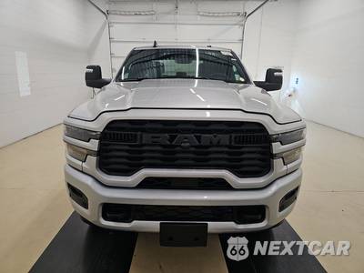 2026 Ram 2500 Big Horn Crew Cab Medium Bed - zdjęcie 2 z 29 - miniatura
