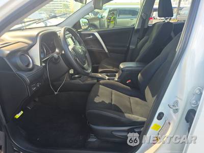 2015 Toyota RAV4 XLE - zdjęcie 7 z 35 - miniatura