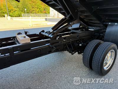2015 Ford Super Duty F-550 Cab Chassis XL Crew Cab DRW - zdjęcie 52 z 71 - miniatura