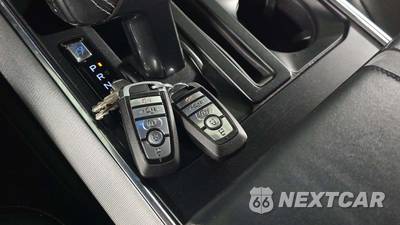 2022 Ford F-150 Hybrid Platinum Crew Cab Short Bed - zdjęcie 24 z 35 - miniatura