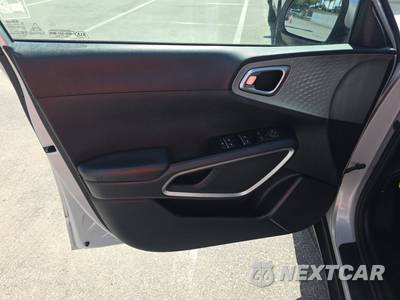 2020 Kia Soul LX - zdjęcie 9 z 19 - miniatura
