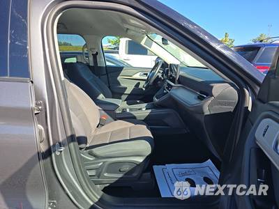 2025 Ford Explorer Active - zdjęcie 8 z 30 - miniatura