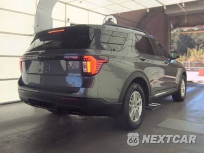 2025 Ford Explorer Active - zdjęcie 4 z 30 - miniatura