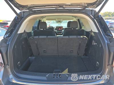 2025 Ford Explorer Active - zdjęcie 17 z 30 - miniatura