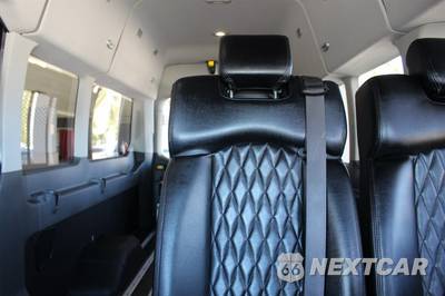 2023 Ford Transit 350 HD Passenger Van XLT DRW High Roof 148.0" WB - zdjęcie 37 z 48 - miniatura