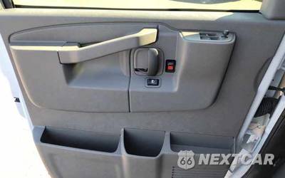 2025 GMC Savana 2500 Cargo Van 1WT 135.0" WB - zdjęcie 11 z 29 - miniatura