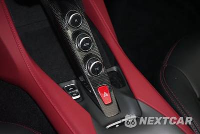 2019 Ferrari Portofino - zdjęcie 19 z 32 - miniatura