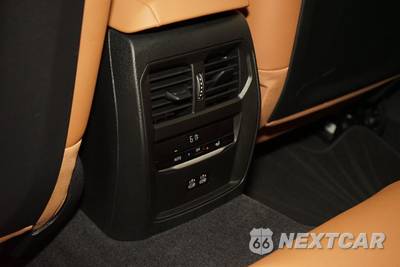 2026 BMW 4 Series Gran Coupe M440i Sedan - zdjęcie 16 z 28 - miniatura