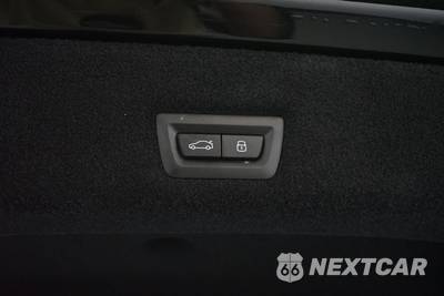 2023 BMW 7 Series Sedan 760i xDrive - zdjęcie 28 z 30 - miniatura