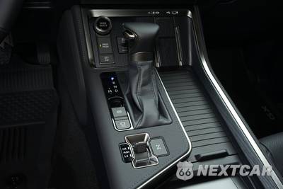 2026 Lexus GX 550 Premium+ - zdjęcie 7 z 26 - miniatura