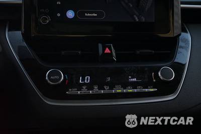 2024 Toyota Corolla LE Sedan - zdjęcie 15 z 18 - miniatura
