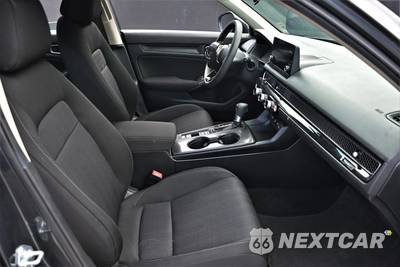 2025 Honda Civic Sedan LX - zdjęcie 12 z 18 - miniatura