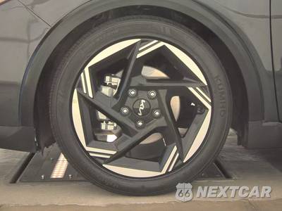 2025 Kia K4 EX - zdjęcie 9 z 27 - miniatura