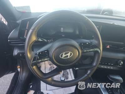 2025 Hyundai Elantra SEL Sport - zdjęcie 16 z 26 - miniatura
