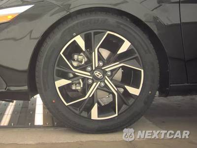 2025 Hyundai Elantra SEL Sport - zdjęcie 9 z 26 - miniatura