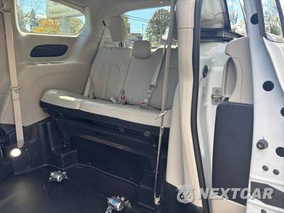 2021 Chrysler Voyager LXi 121.6" WB - zdjęcie 6 z 10 - miniatura